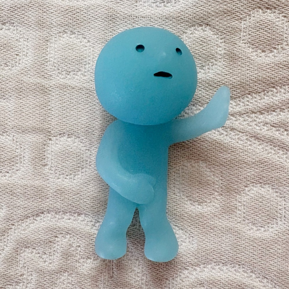 Smiski Toilet‎ Series HOLDING IN Glow-in-the-Dark Figure